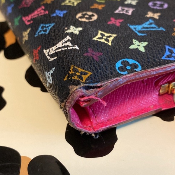 Authentic Louis Vuitton Multicolor Insolite Wallet - Picture 6 of 16